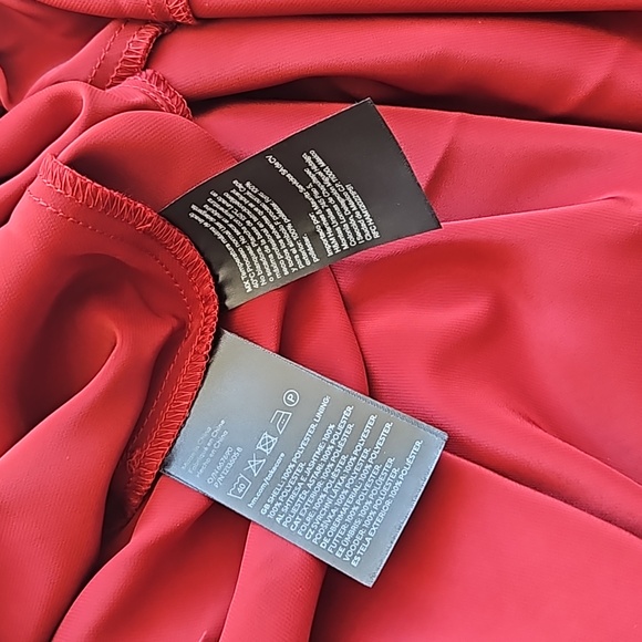 H&M Midi Dress with Sheen in Red - New with Tags (NWT) - Picture 12 of 12
